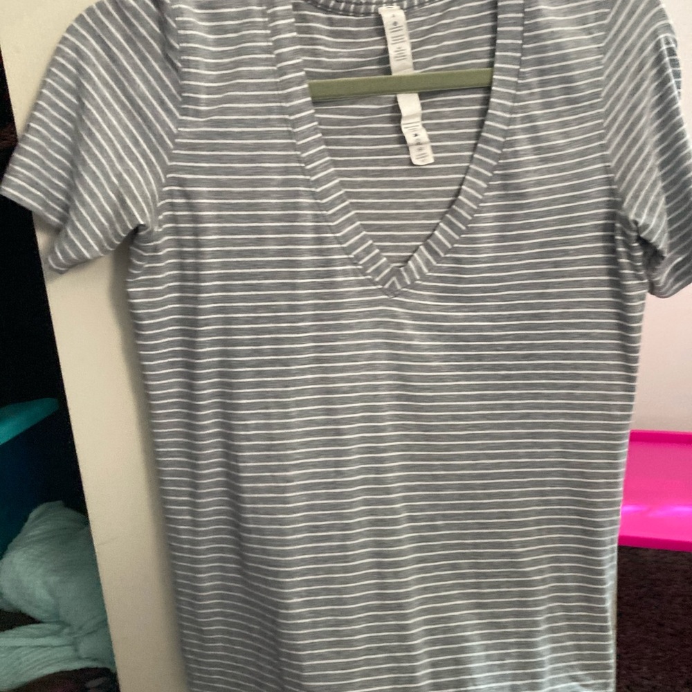 Lululemon shirt